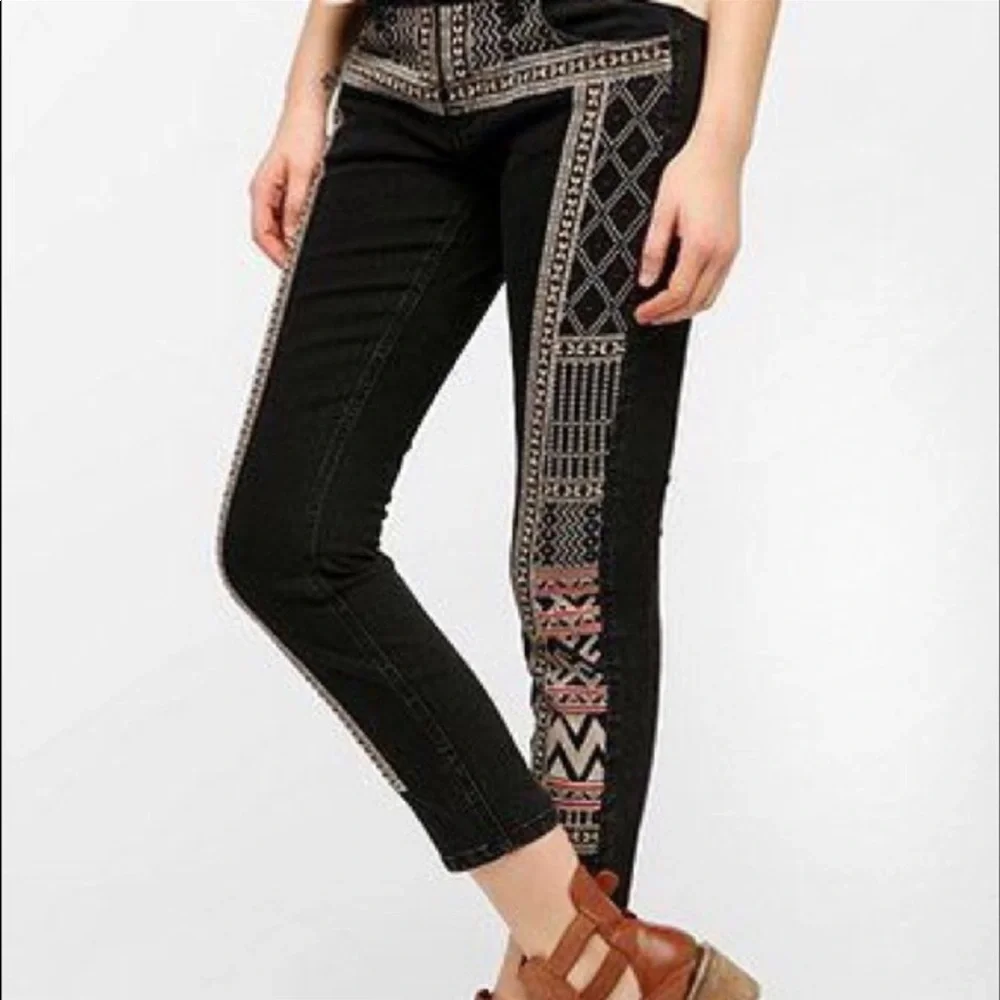 BDG Embroidered Black Jeans - Picture 2 of 13